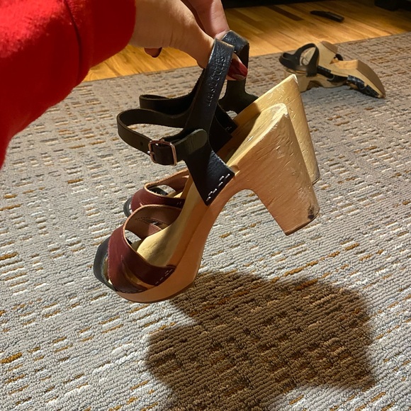 Well Loved High Heel Clog Sandal - Picture 3 of 6